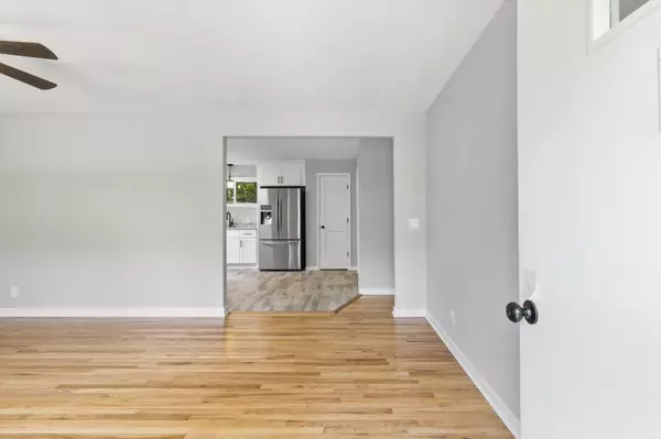 Cunningham, TN 37052,3822 Vernon Creek Rd