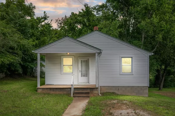 109 Riverside Dr, Centerville, TN 37033