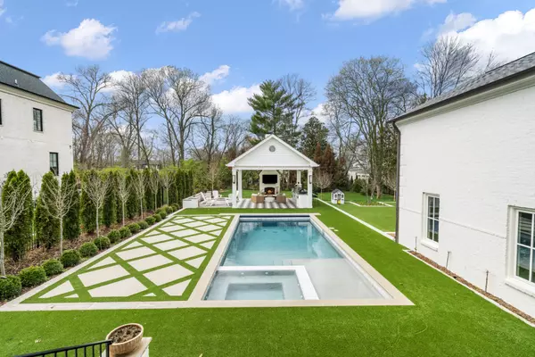 607 Belle Meade Blvd, Nashville, TN 37205