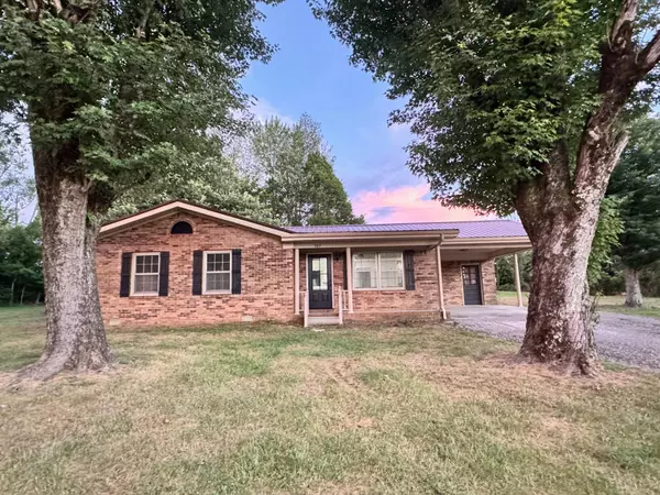 389 4th Ave #N, Cookeville, TN 38506