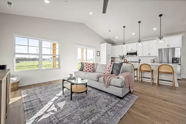 Bell Buckle, TN 37020,3106 Bootknife Dr