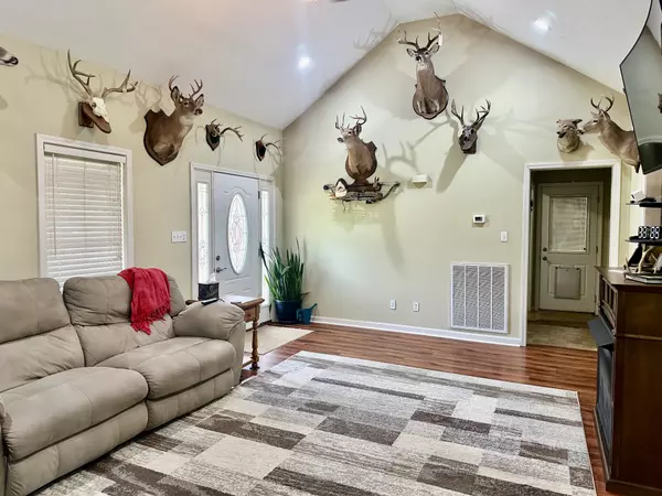Hopkinsville, KY 42240,7524 Dawson Springs Rd