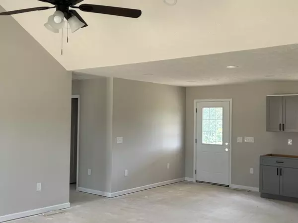 Pulaski, TN 38478,220 Poling Drive