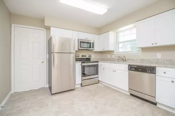 Smyrna, TN 37167,204 Lake Farm Rd