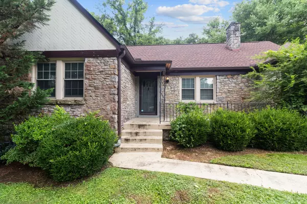 1005 Estes Rd, Nashville, TN 37215