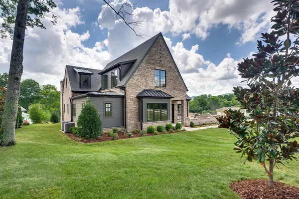 Nashville, TN 37215,4514 Belmont Park Ter