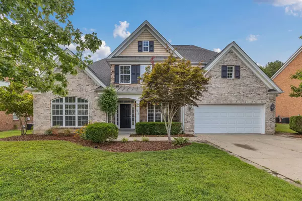 2025 Delaware Dr, Nolensville, TN 37135