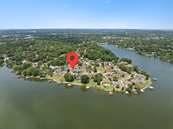 Hendersonville, TN 37075,105 S Governors Cv