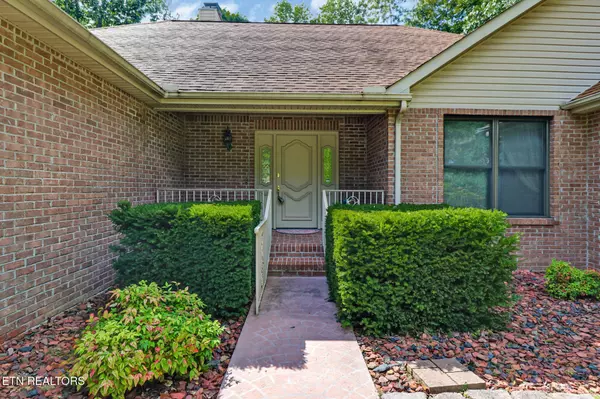 Crossville, TN 38558,104 Flossmoor Circle