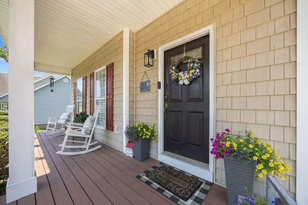 Soddy Daisy, TN 37379,10496 Sovereign Pointe Drive