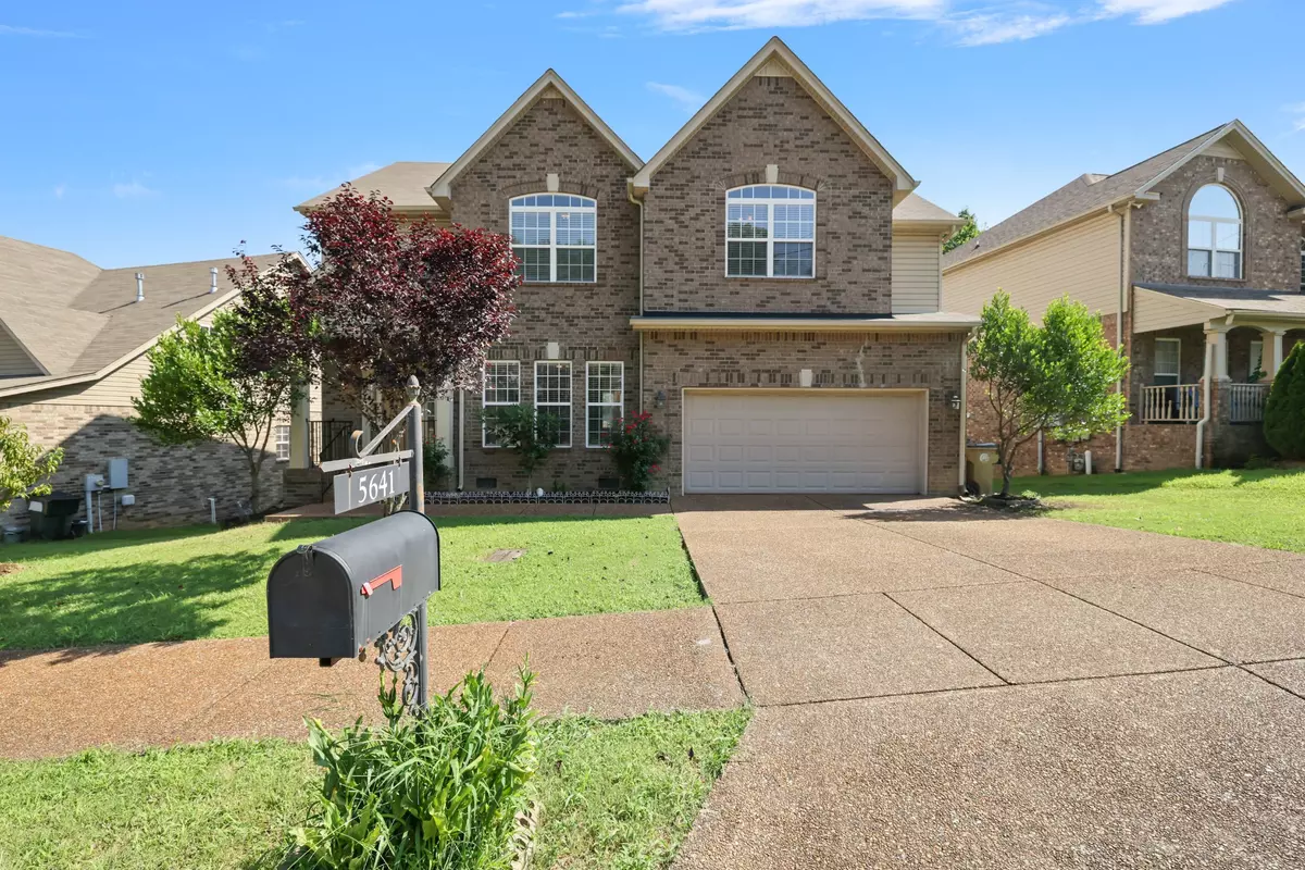 Antioch, TN 37013,5641 Deer Valley Trl