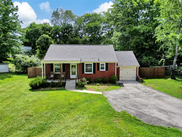Madison, TN 37115,918 Cayce Dr