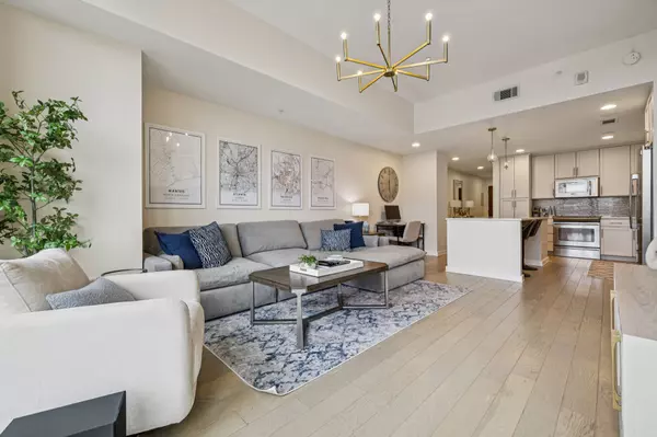 1212 Laurel St #301, Nashville, TN 37203