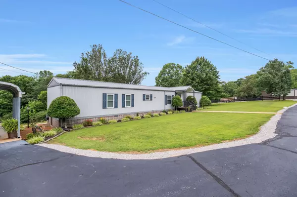 Lexington, TN 38351,190 Carmack Dr