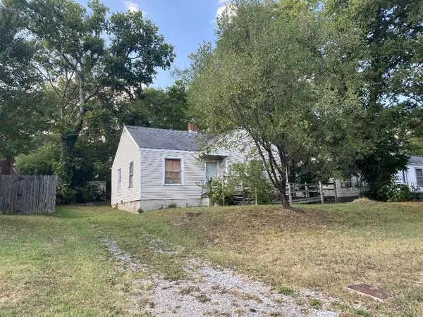 2605 Inga St,  Nashville,  TN 37216