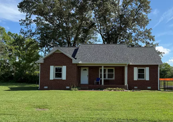 101 Oak Hill Ct, Portland, TN 37148