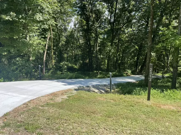 Columbia, TN 38401,2313 Stephens Rd