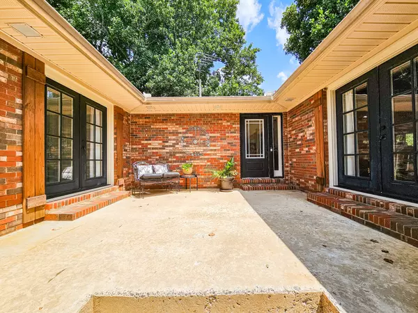 Shelbyville, TN 37160,1519 Highway 130 #E