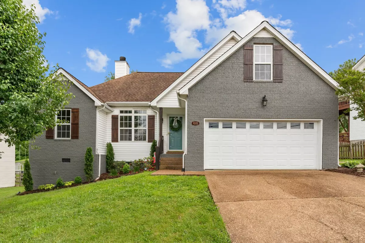 La Vergne, TN 37086,2107 Debbie Ln