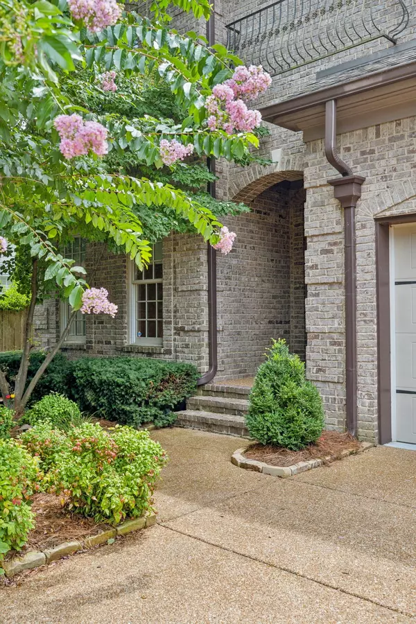 Nashville, TN 37205,506 Windsor Park Ln