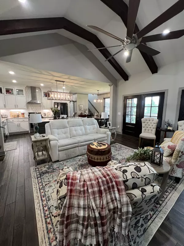 Lafayette, TN 37083,351 Michael Cir