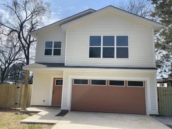504 Market St #S, Paris, TN 38242