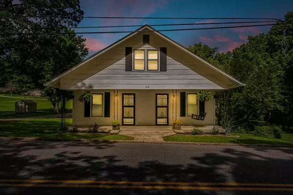 Paris, TN 38242,218 Oliver St