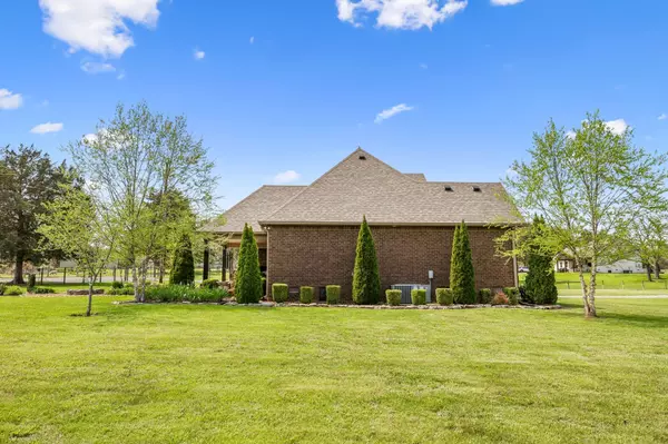 Shelbyville, TN 37160,315 Dixon Rd