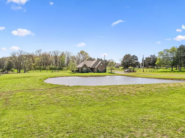 Shelbyville, TN 37160,315 Dixon Rd