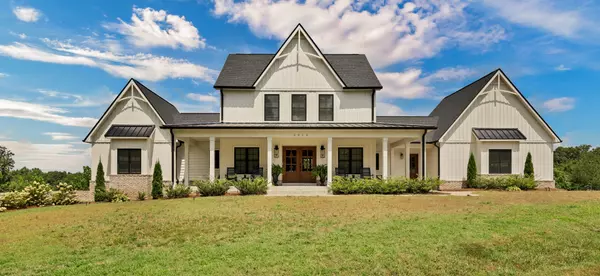 3255 Harris Cir, Palmyra, TN 37142