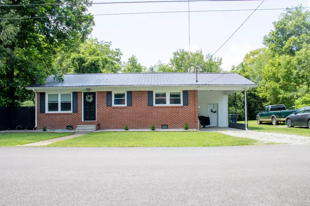 Hohenwald, TN 38462,226 N Pine St