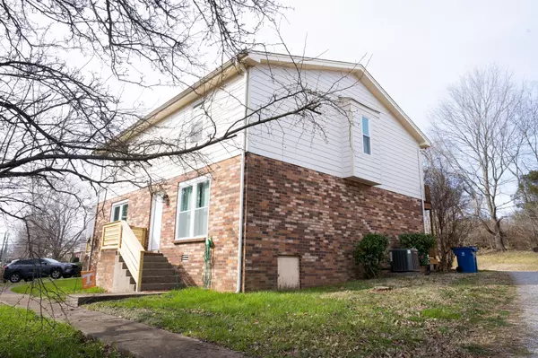 Nashville, TN 37221,648 Harpeth Bend Dr