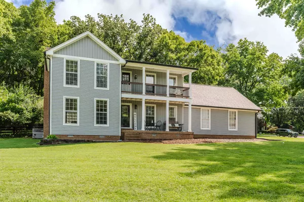 101 Meadow Ct, Hendersonville, TN 37075