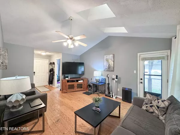 Knoxville, TN 37924,2748 Big Fork Way