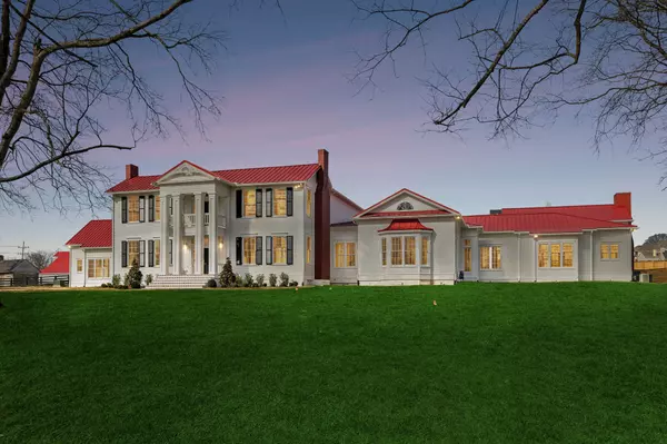 Brentwood, TN 37027,8318 Moores Ln
