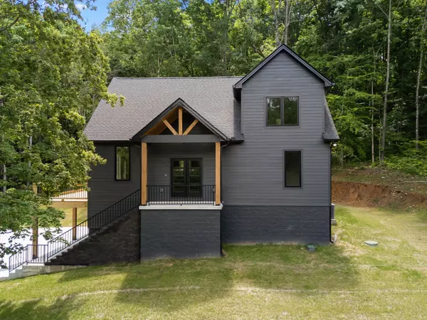 1440 Shoreside Drive, Smithville, TN 37166