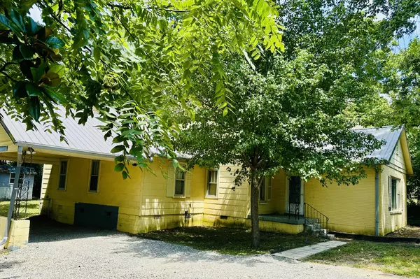 313 W Kingston Springs Rd, Kingston Springs, TN 37082