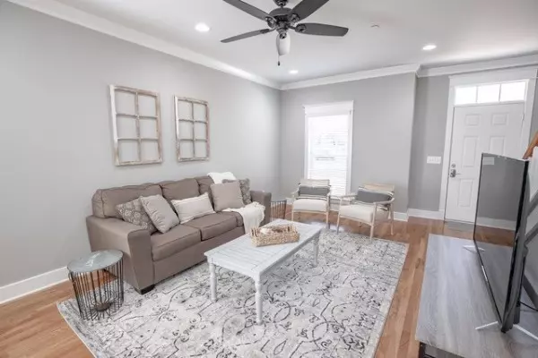 Spring Hill, TN 37174,250c Grand Ave #B