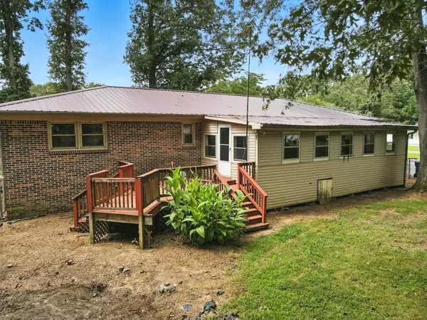 Huntland, TN 37345,117 Bruce St