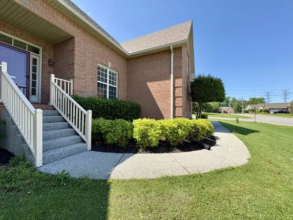 Lebanon, TN 37087,2001 Butler Cv