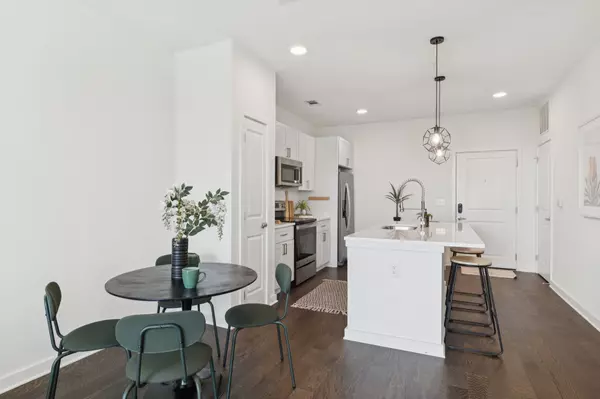 Nashville, TN 37209,1677 54th Ave #N #403