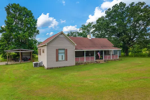 Bolivar, TN 38008,890 Fitts Ross Rd