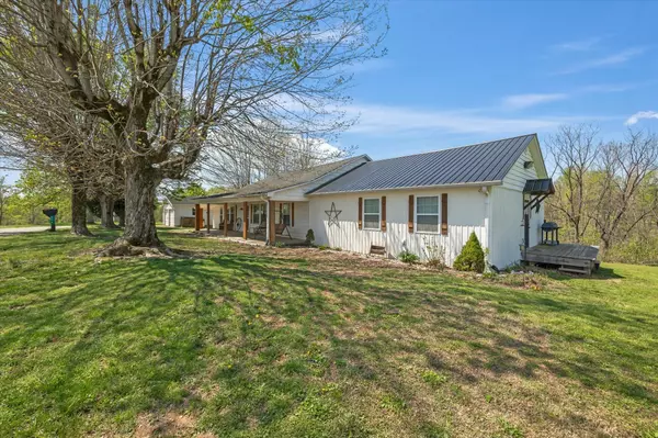 Bloomington Springs, TN 38545,294 Davidson Chapel Ln