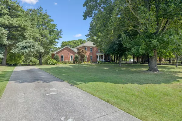 Franklin, TN 37067,3024 Bridlewood Trl