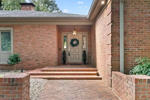 Hopkinsville, KY 42240,403 Riverwood Dr #W