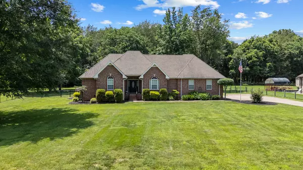 895 Brummitt Rd, Castalian Springs, TN 37031