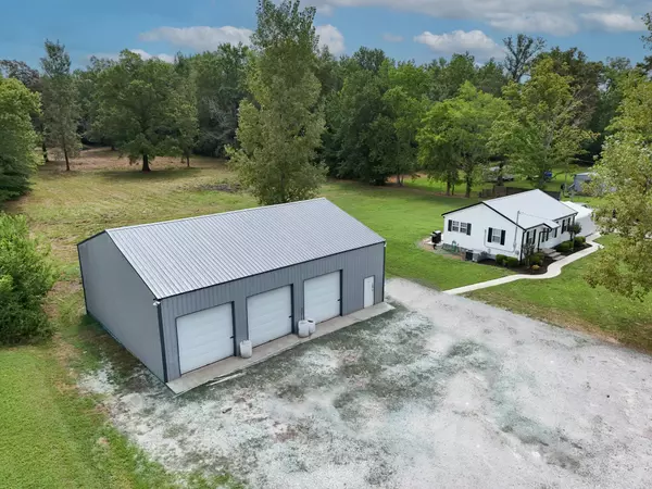 Manchester, TN 37355,4437 Hickerson Rd