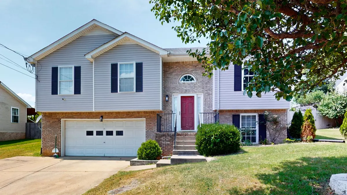 Clarksville, TN 37042,1496 Buchanon Dr