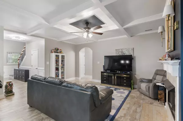 Clarksville, TN 37042,2120 Bandera Dr