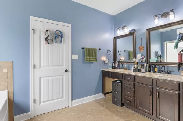 Clarksville, TN 37042,2120 Bandera Dr